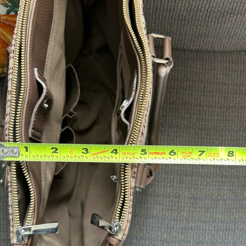Reaction Kenneth Cole Brown and Black Tote - Picture 10 of 13